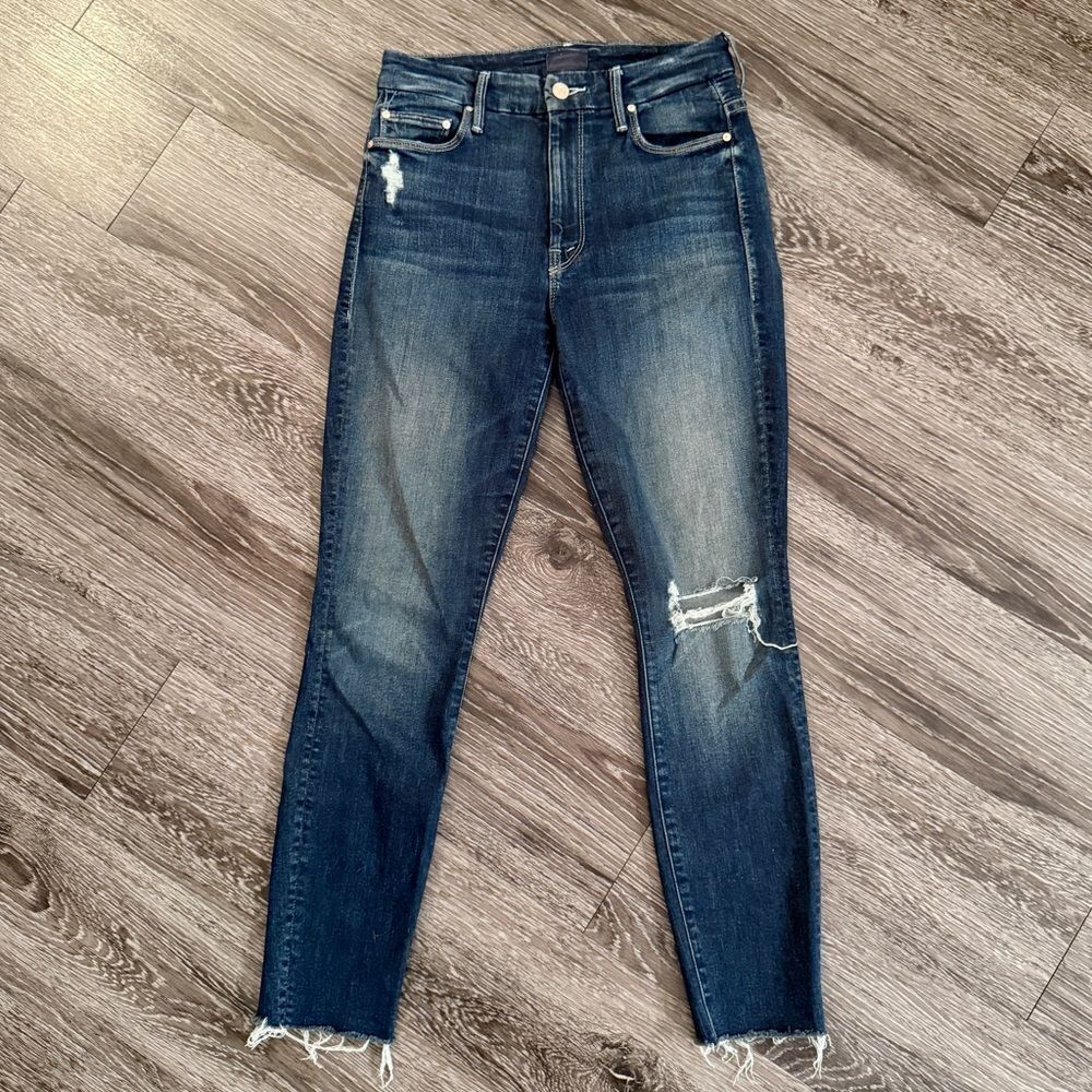 Mother Denim High Waisted Looker Ankle Fray Close To The Edge